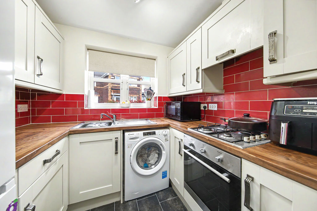 Calver Avenue North Wingfield